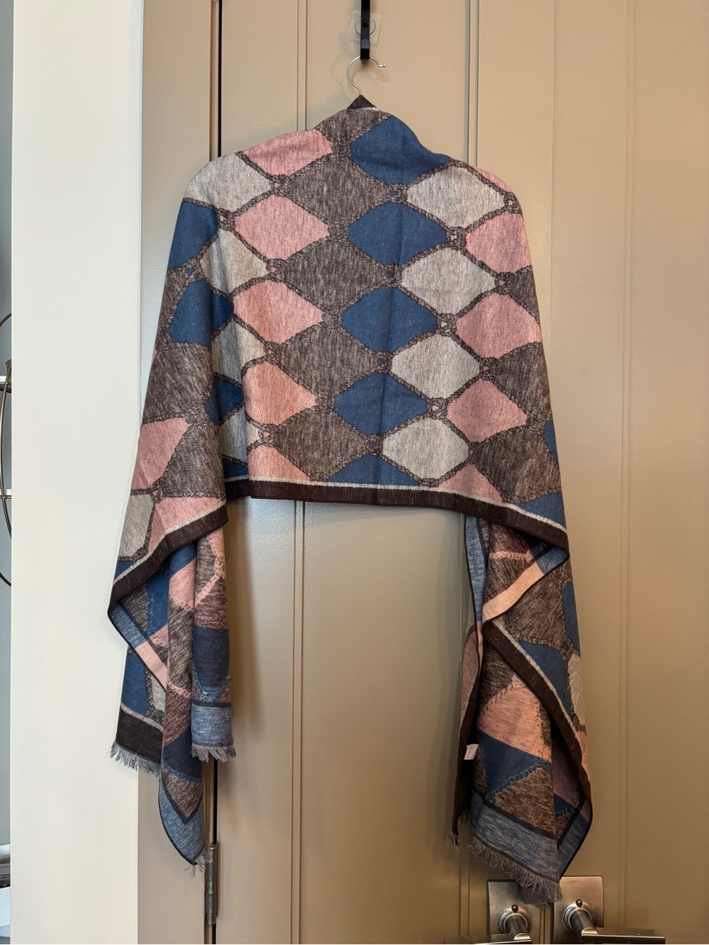 100% Mulberry Silk Geometric Pattern Women's Wrap Scarf in Pink, Blue, Gray